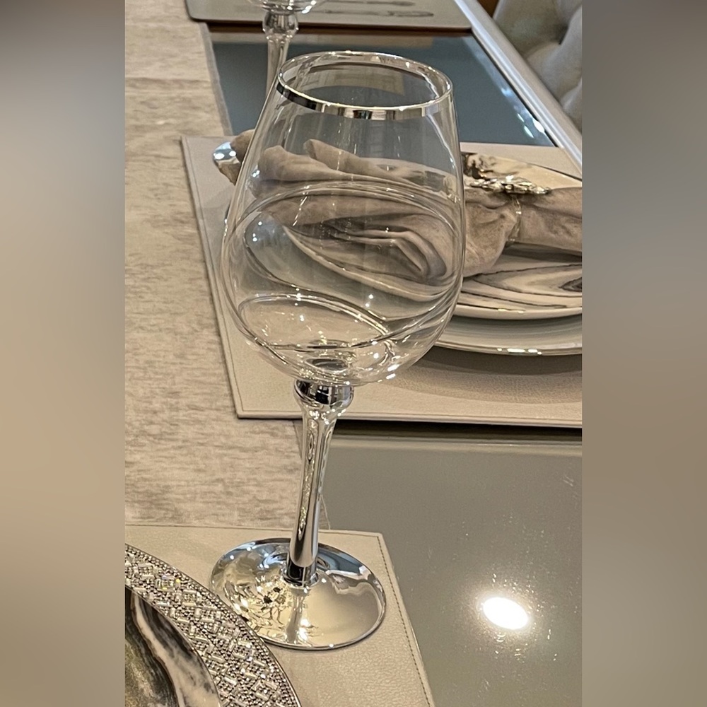 π Z GALLERIE Set of 6 Olympia White Wine Glasses - Silver - Picture 4 of 4